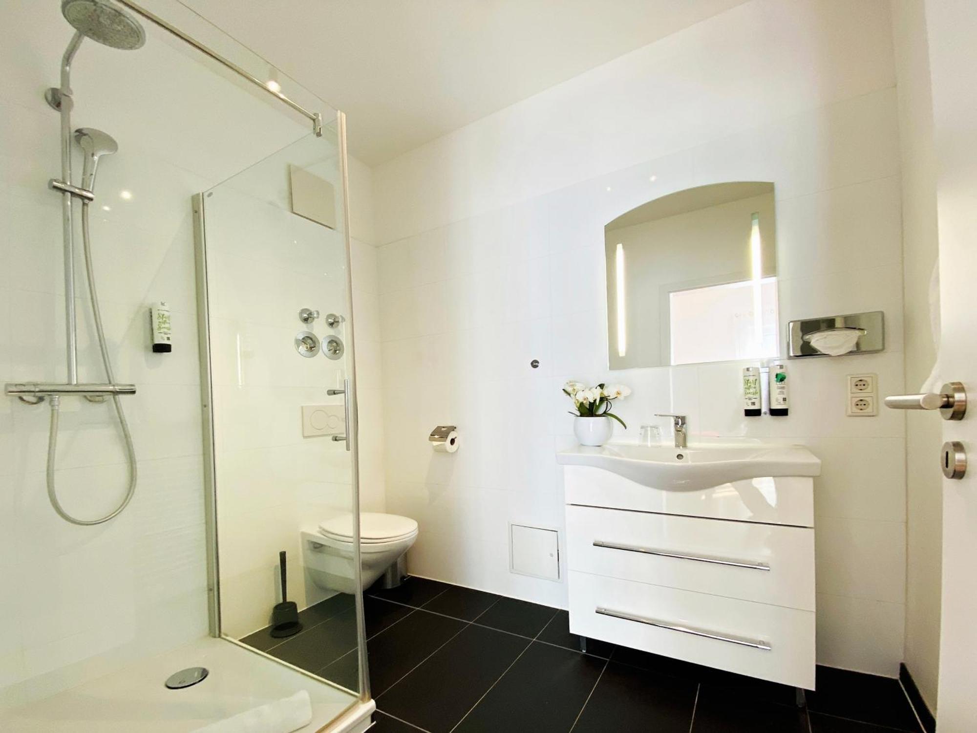 Victoria Apartments ดุสเซลดอร์ฟ ภายนอก รูปภาพ